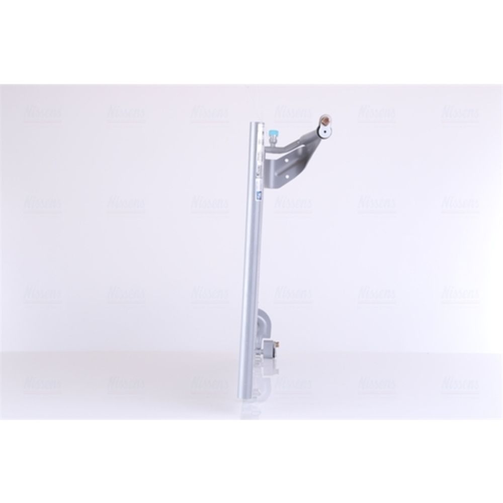 Ilmastointilaitteen lauhdutin 30-00338