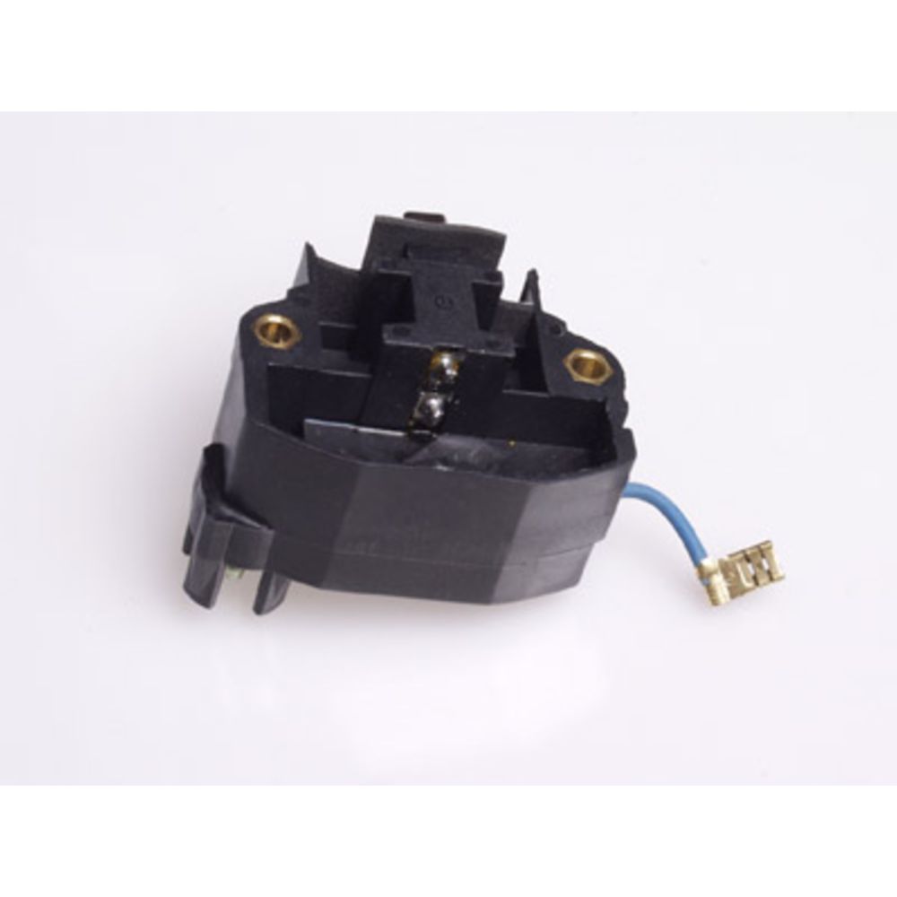 Jännitteensäädin 11-3099