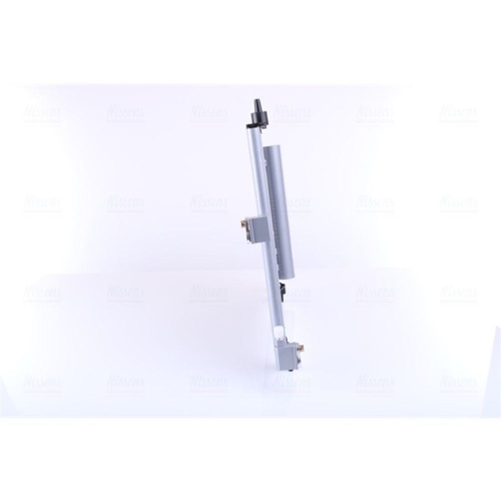 Ilmastointilaitteen lauhdutin 30-8356