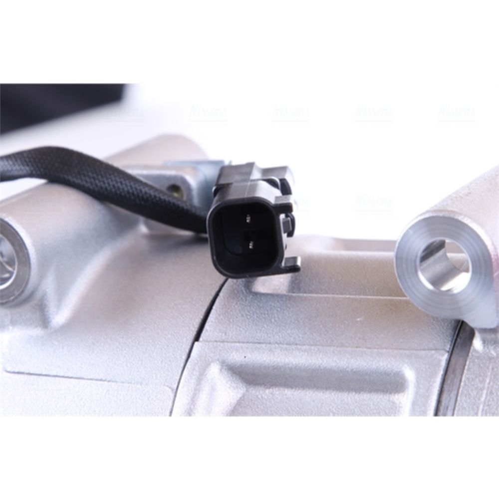 Ilmastointilaitteen kompressori 30-05093