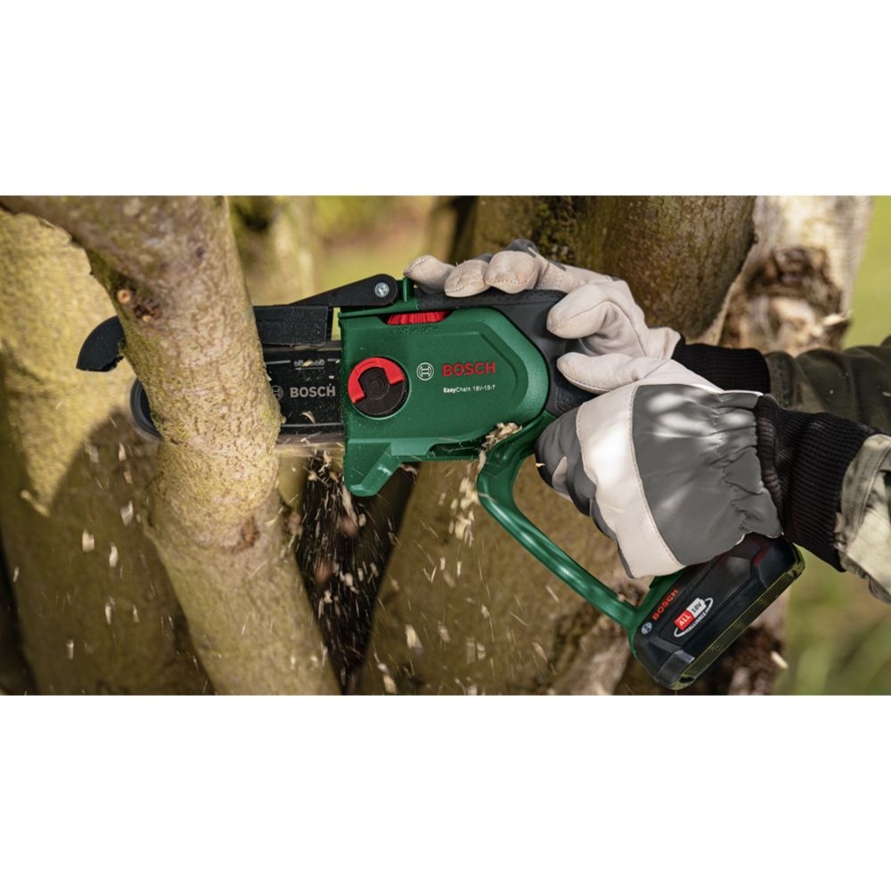 Bosch EasyChain batteridriven grensåg 18V-15-7 Solo